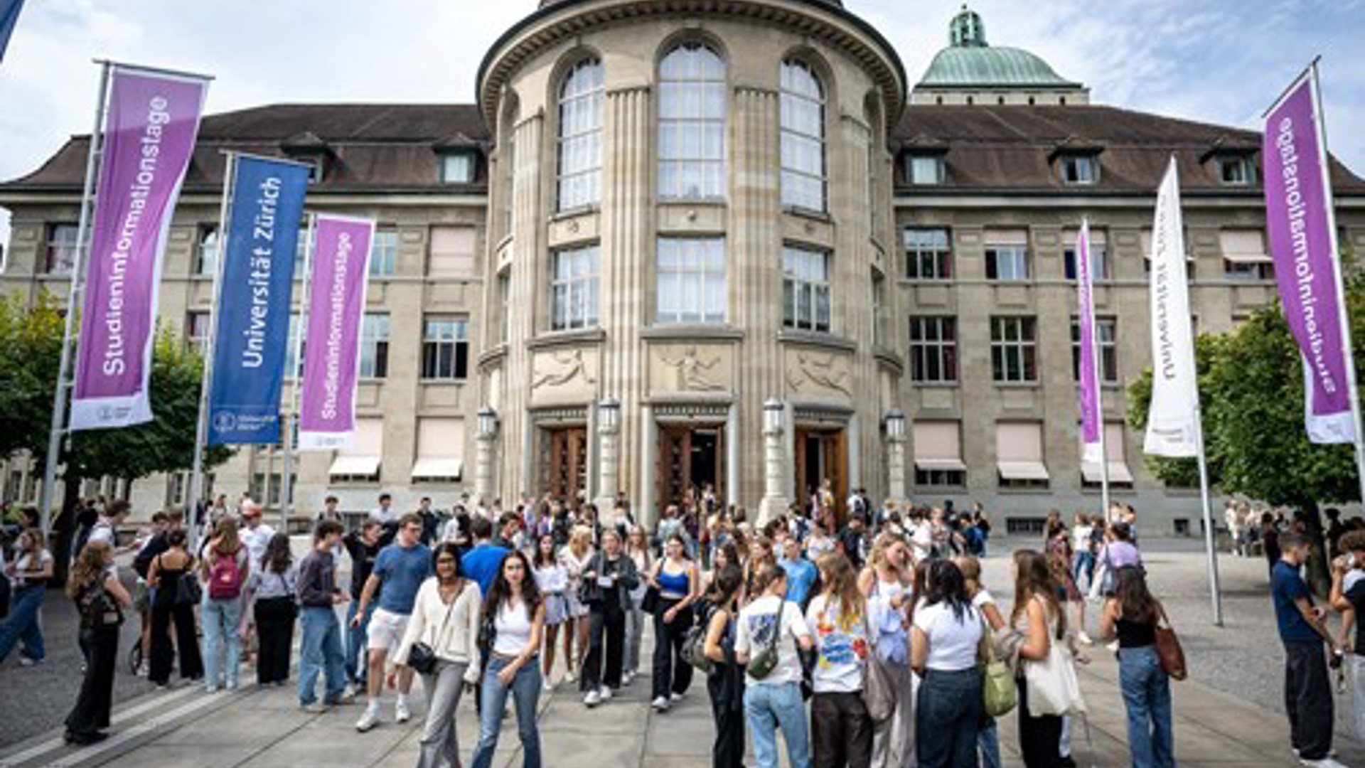 Foto SIT Fahnen Rämistrasse